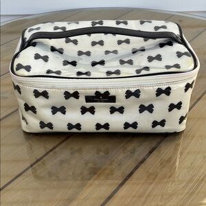 Kate Spade Cream and Black Bow Cosmetic Case